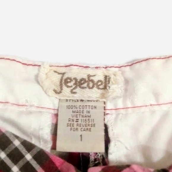 Jezebel Plaid Bermuda Short Size 1 - Picture 2 of 4